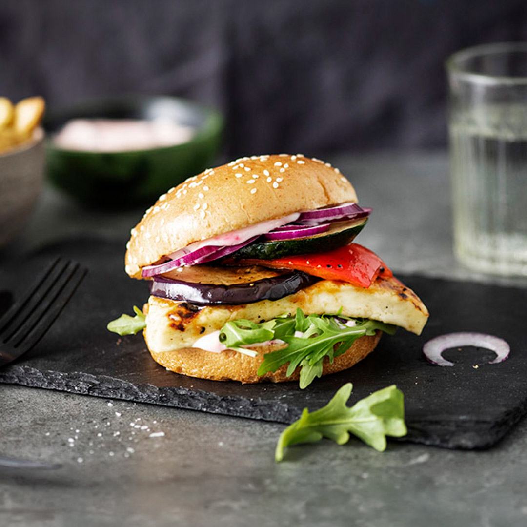 Leipäjuustoburgerit